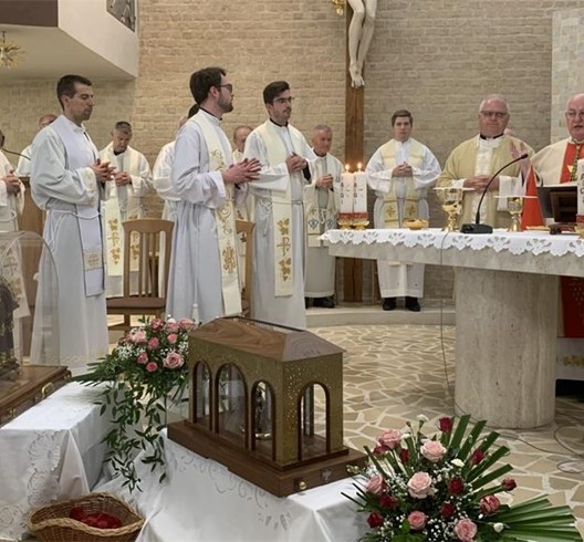 Čašćenje relikvija sv. Male Terezije i njezinih roditelja u Karmelu u Mariji Bistrici